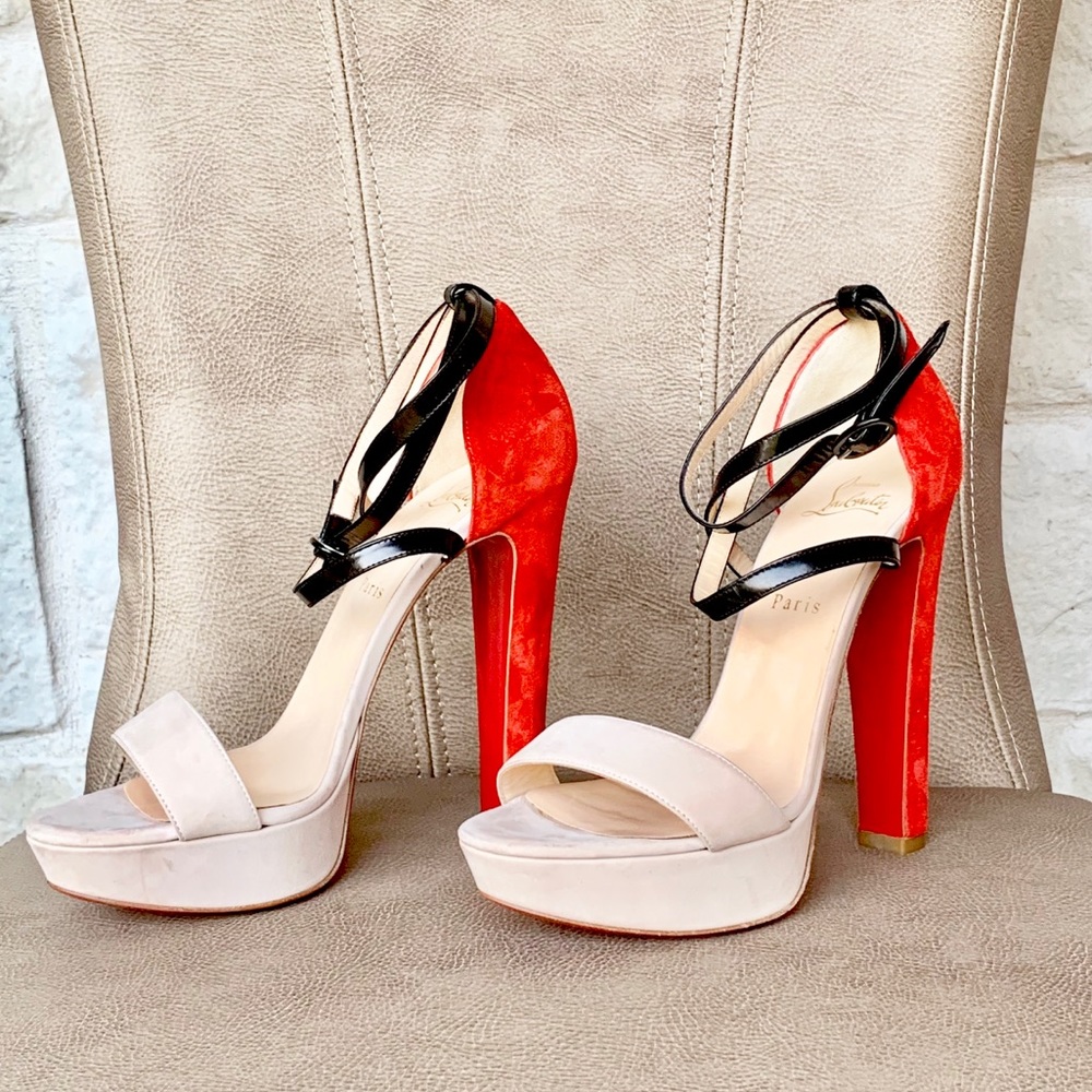 ♥️SOLD♥️💯CL SUMMERISSIMA STRAPPY HEELS 140 38 1/2 - Picture 2 of 8